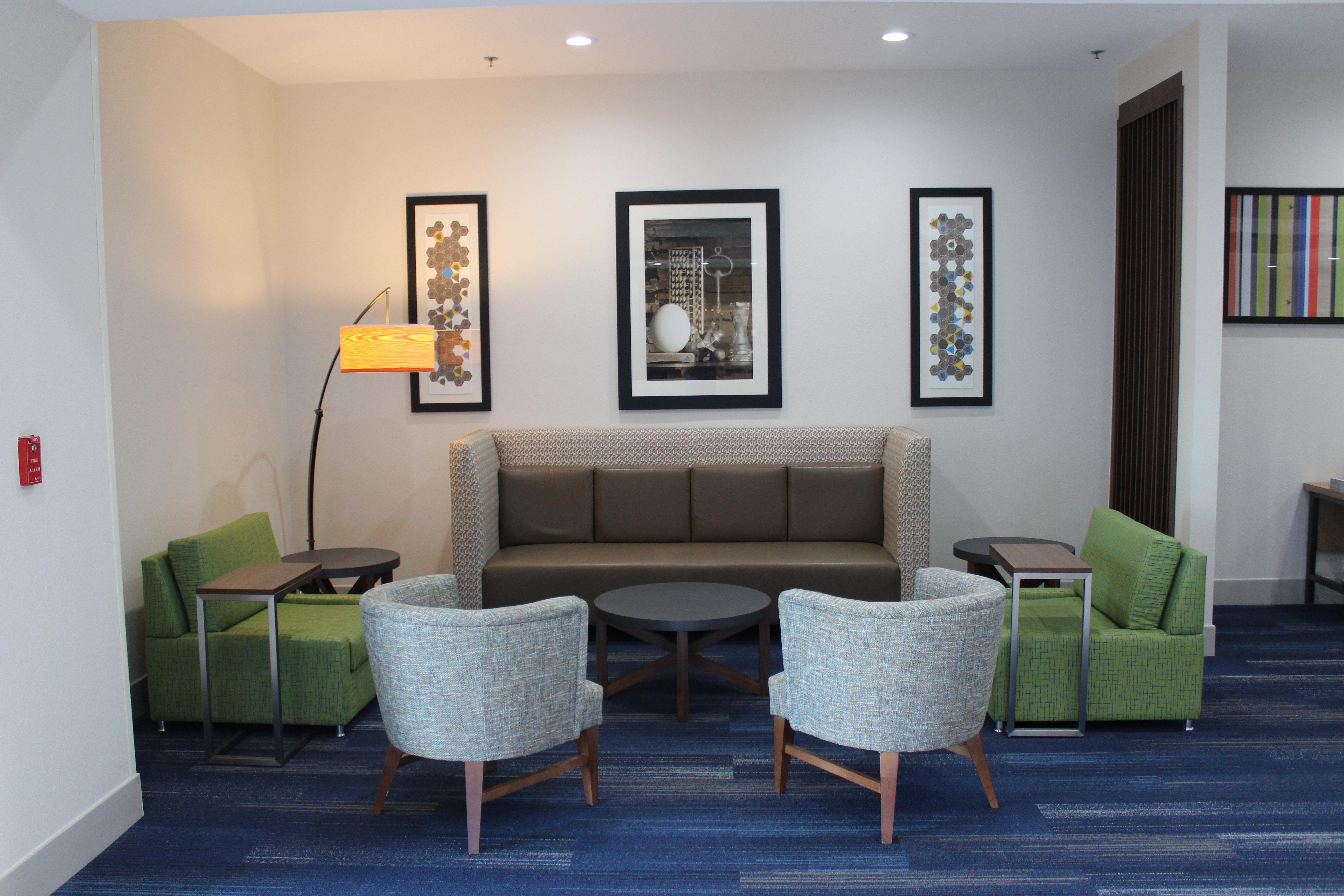 Holiday Inn Express Hotel & Suites Mansfield By Ihg Exterior photo