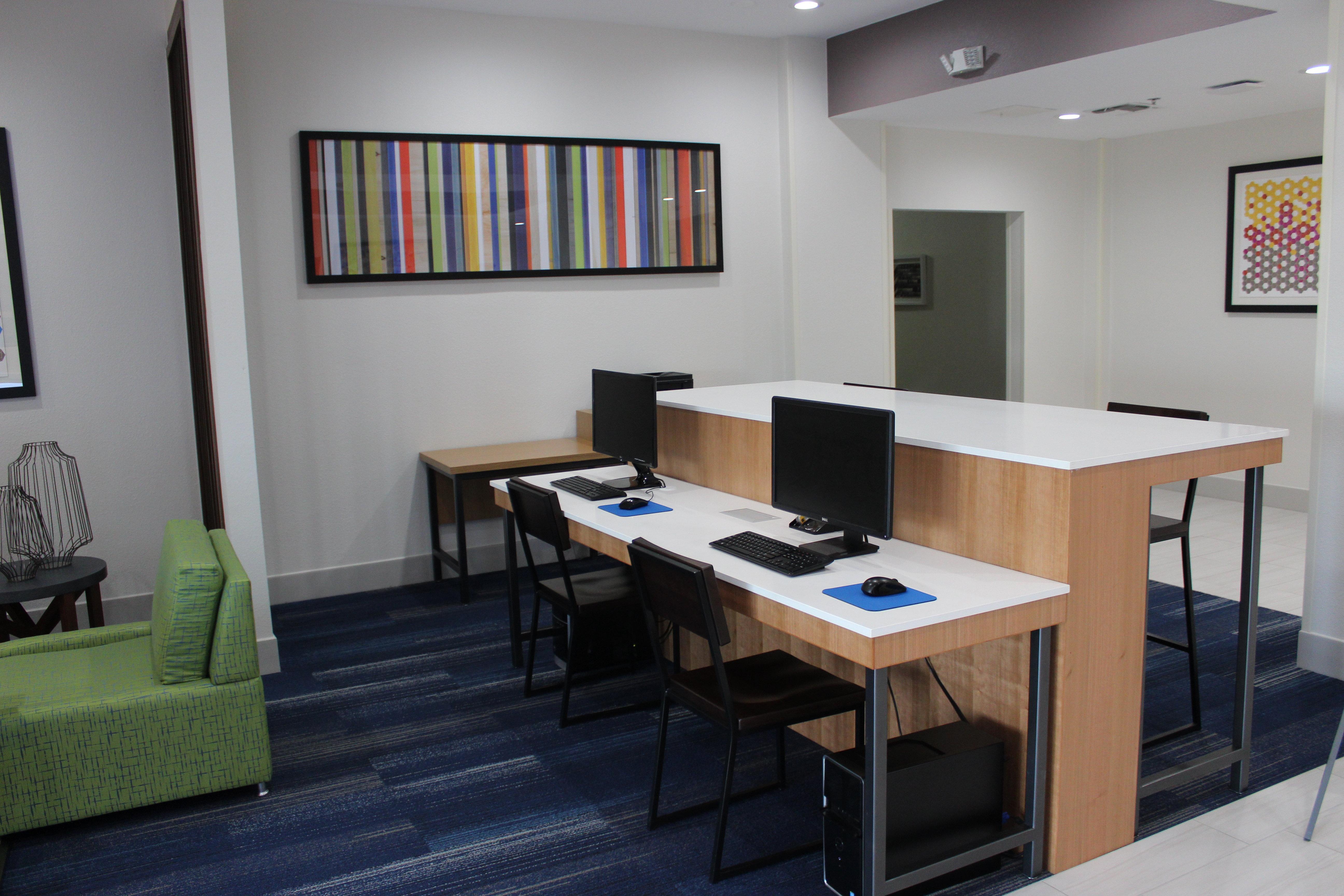 Holiday Inn Express Hotel & Suites Mansfield By Ihg Exterior photo
