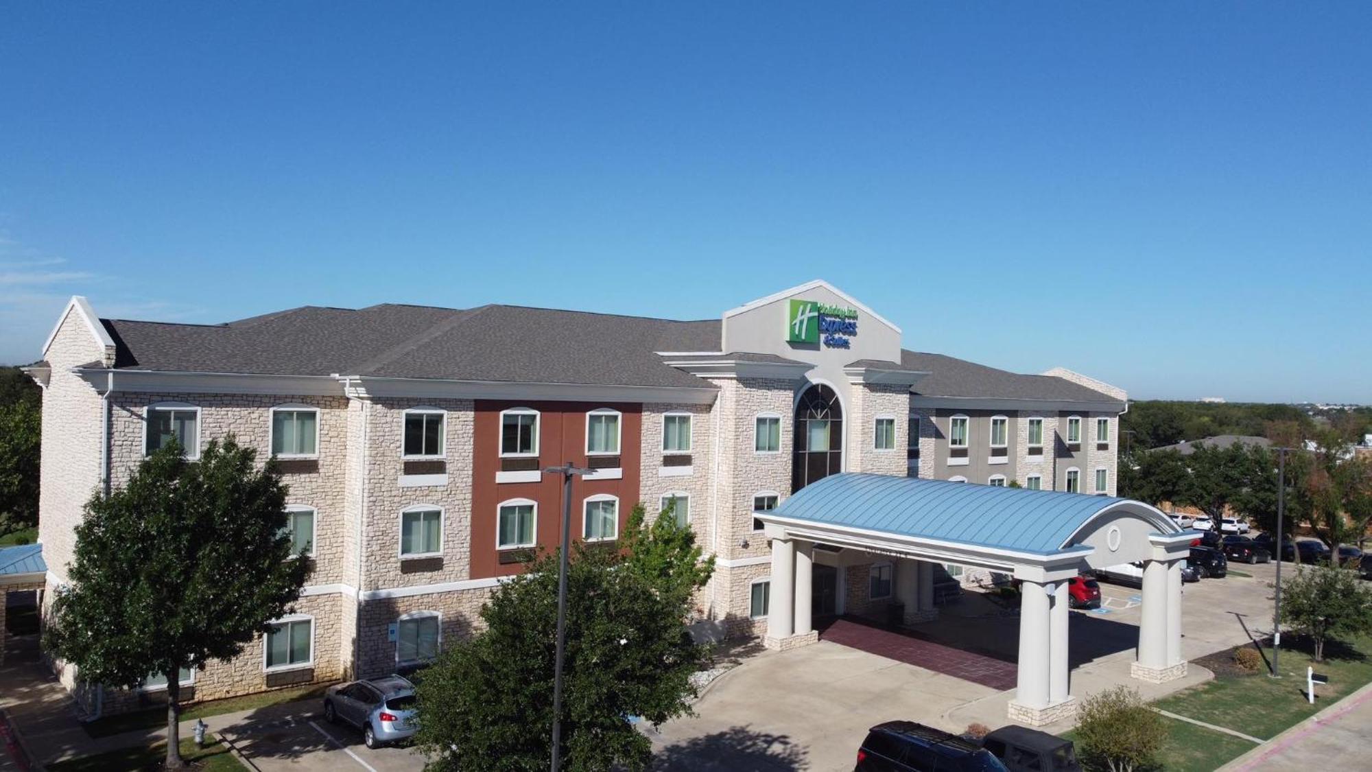 Holiday Inn Express Hotel & Suites Mansfield By Ihg Exterior photo