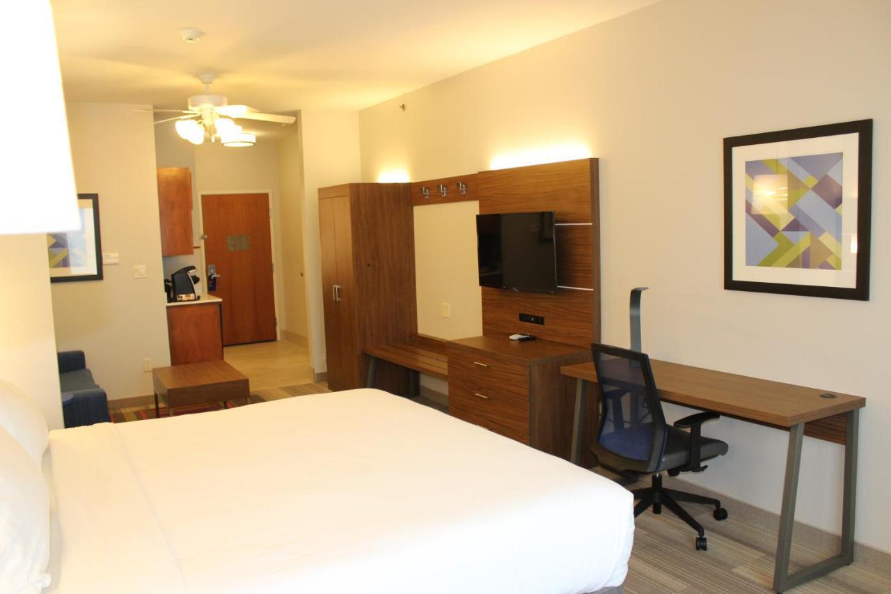Holiday Inn Express Hotel & Suites Mansfield By Ihg Exterior photo